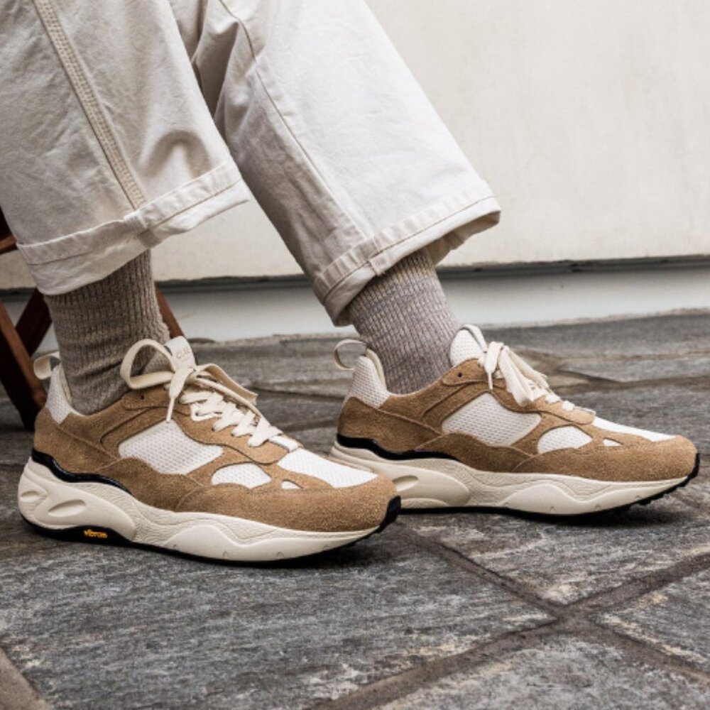 BRAND NEW Clae Tan and White Salazar Sneakers in Size 10.5